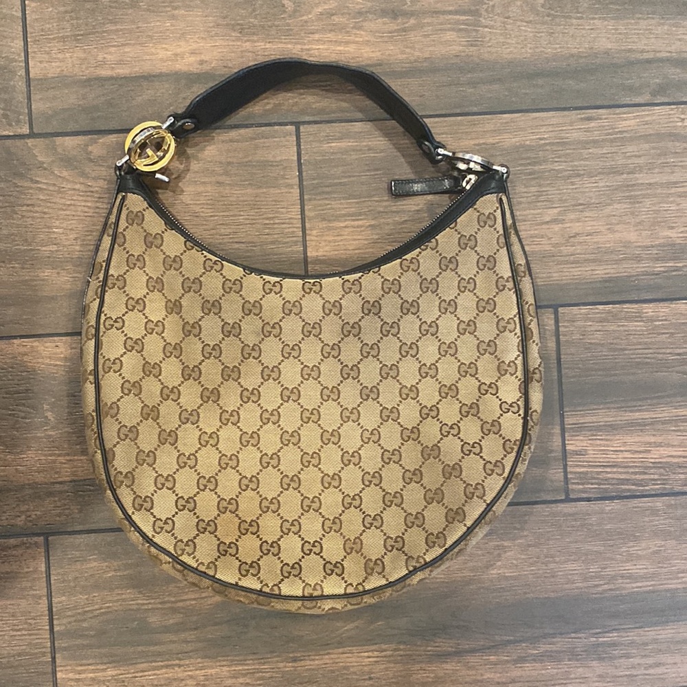 Twin hobo Gucci bag